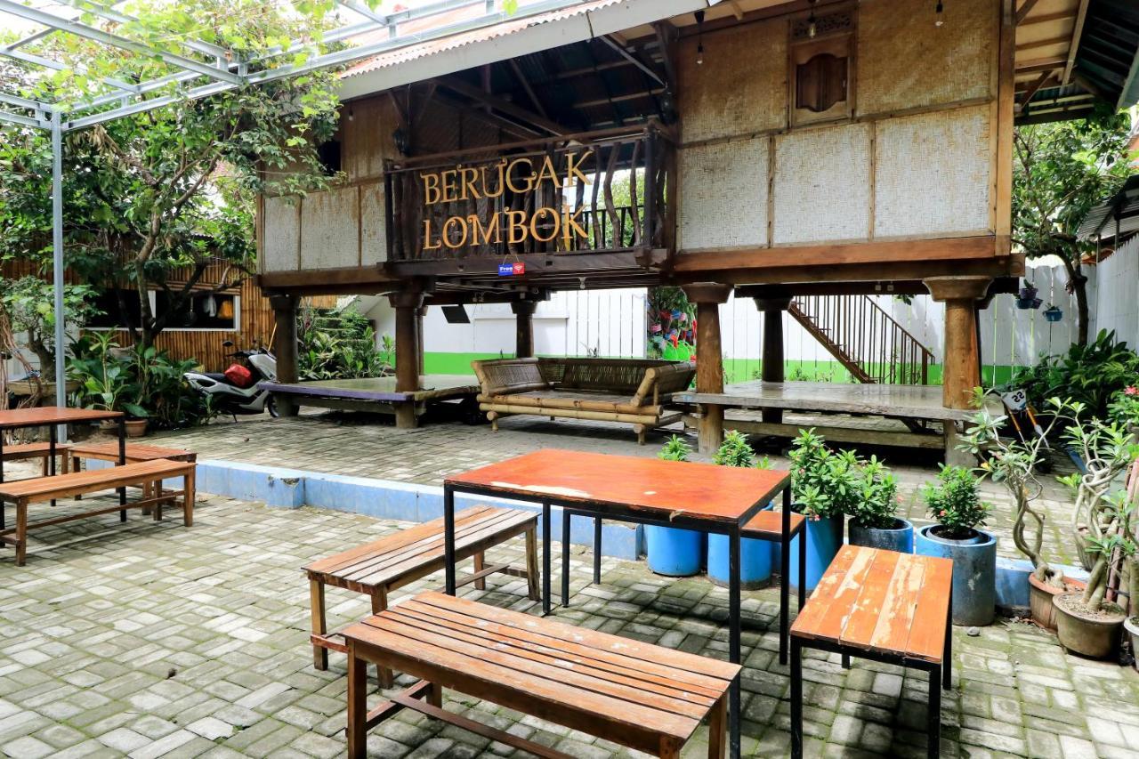 Guest House Rumah Lombok Syariah Ματαράμ Εξωτερικό φωτογραφία